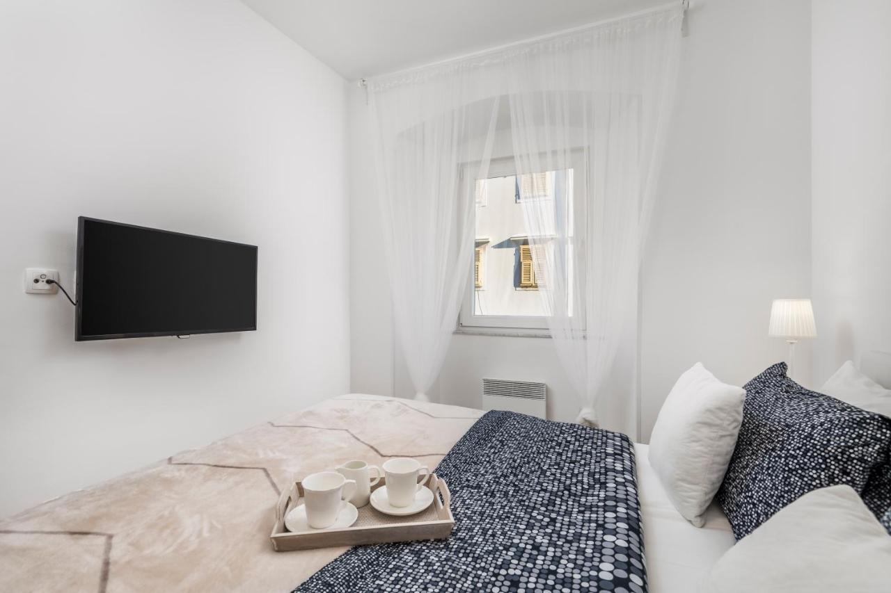 Apartment Opa Gold Риека Экстерьер фото